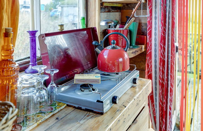 2x Double Bed - Glamping Wagon, Dalby Forest - Foto 5