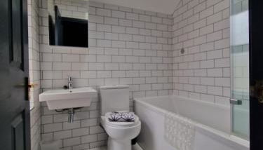 Lovely 3 bedroom Whitley Bay Townhouse. - Foto 2, Shower