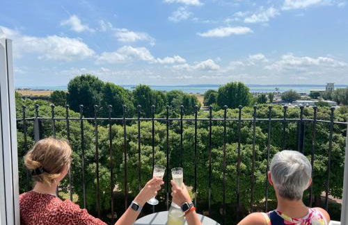 Skyline Oasis - Photo 5