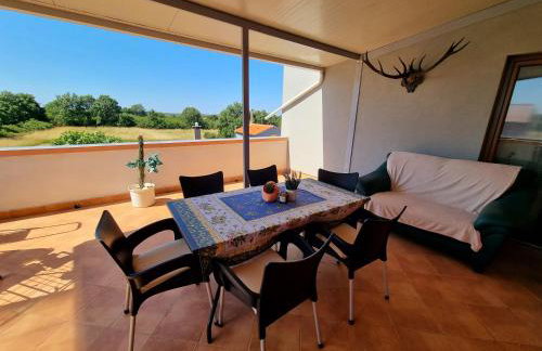 Sunny apartment with pool - Foto 11