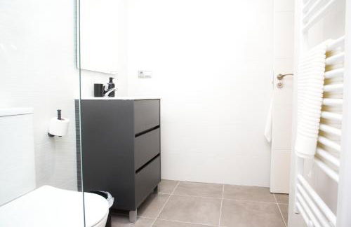 Elegante Apartamento LAUD1 - Nuevo/Familia/Wifi/TV - Foto 10