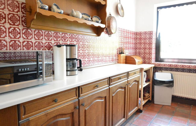 Romantic Mansion in Strotzbusch by the Forest - Photo 6