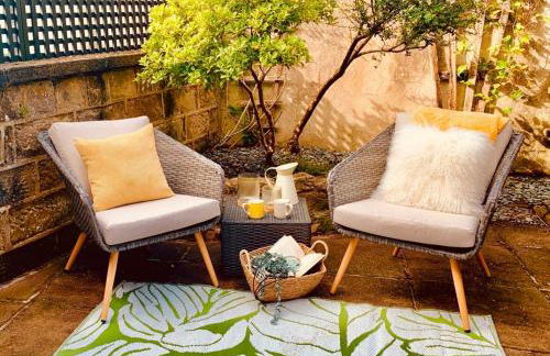 The Coach House central location fantastic Views - Foto 13