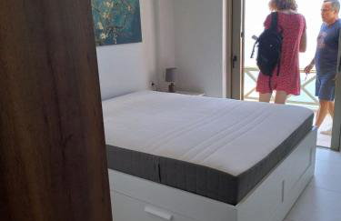 Climbers' Nest 'with sea and rock views and private pool' - Photo 11