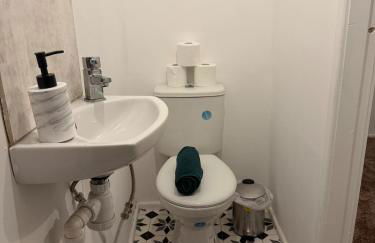 2 Bedroom Wakefield City Centre House With All Ensuite Rooms - Foto 40