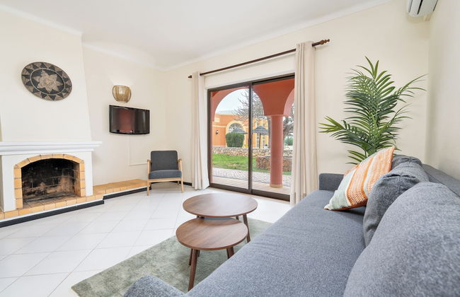 Colina Village - Photo 23