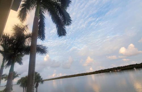 Breathtaking Waterview Condo! - Foto 63
