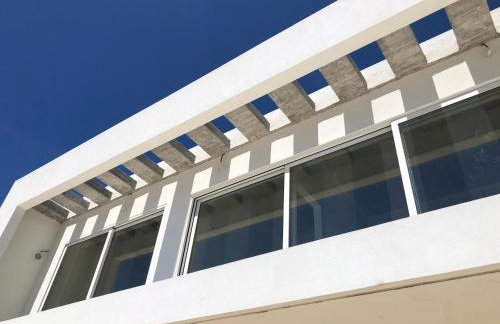 Kuro Beach House - Oceanfront Luxury & 25m pool - Foto 7