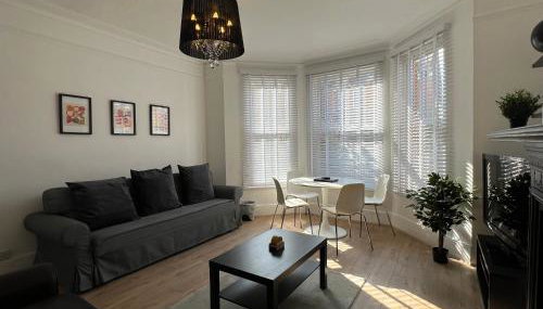 2 Bedroom flat 10 min walk to tube - Foto 3