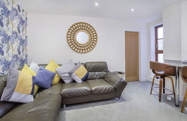 Reubens Court and City Apartments - Photo 18