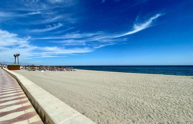 Golf & Beachside Getaway - Photo 36