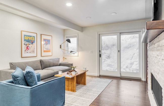 Explorer by Avantstay Close to Slopes! Game Room, Guest Suite, Hot Tub - Photo 16