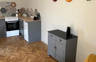 Gite Vigne - stay on a vineyard, overlooking the vines in this 2 bedroomed gite - Foto 7