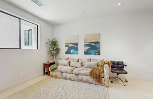 Stunning Modern Home with Mountain Views and Private Pool, Spa and Grill Dog ok - Foto 23