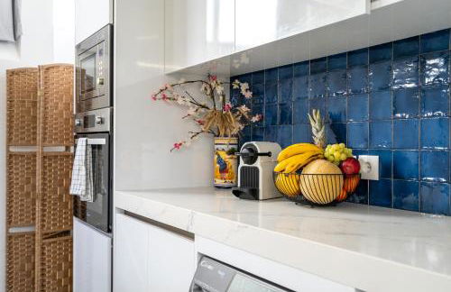 Host Wise - Elegant Loft with Historic Charm & Terrace - Foto 32