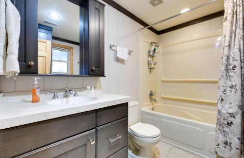 Minocqua Lakefront Cabin with Deck - Foto 22