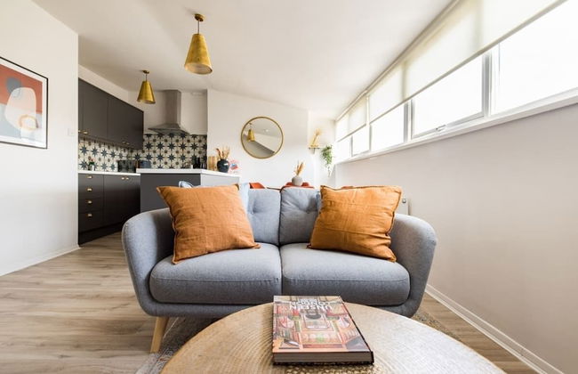 The West Hampstead Retreat - Modern & Bright 1bdr Apartment - Photo 12