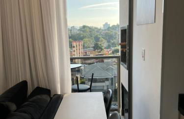 Ap completo a 900m da Vila Germânica com Piscina, Academia, Wi-Fi, Ar, Garagem e Tv no quarto - Foto 17