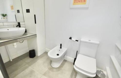 3 x Bedroom Riverside Flat with HOT TUB on Roof Terrace - Foto 27