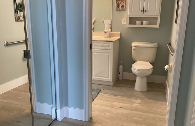 Lovers Key Resort by Check In Vacation Rentals - Photo 18