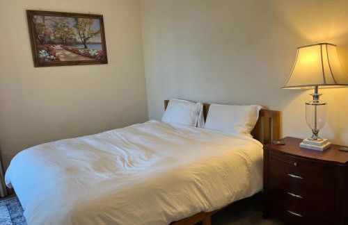 Near Stanford Luxury Retreat 1 Gigabit Fast WiFi Two Car Garage Masterbedroom King Size Bed Walk-in Closet and Walk-in Shower - Foto 21