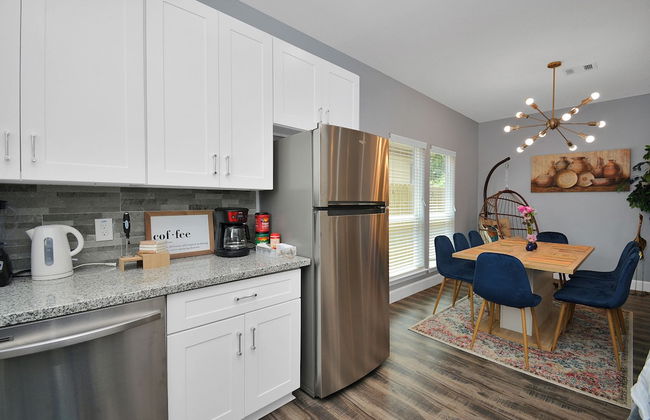 Cozy Retreat Near NRG Stadium, Free parking, Wi Fi - Foto 29