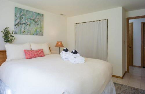 Family Fun, Private, Close to Trails, Beaches - Foto 28