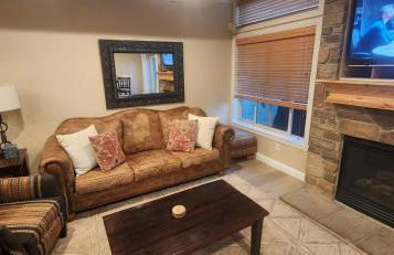 Mountain Chalet Near Snowbasin, 2BR - Foto 26