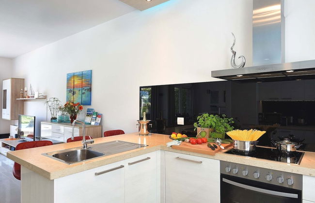 Modern Holiday Home in Novigrad With Pool - Foto 9