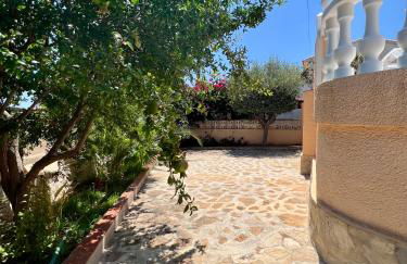 Relaxdiversión en Villa Piscina bbq y cocina ext - Photo 32