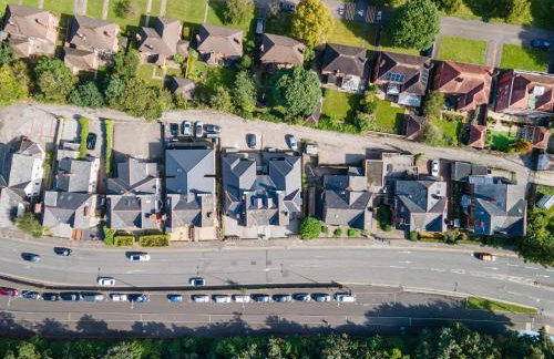 large 2 bed central apartment with balcony and private parking - Foto 73