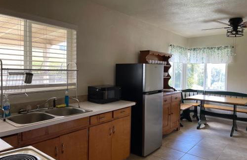 Hummingbird Hill - Entire Cabin - Foto 20