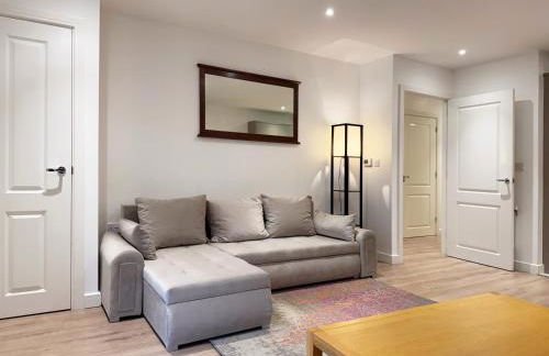 Laura's modern 1 bed apartment in Wimbledon - Foto 18