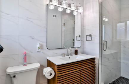 H&H Modern Lux 4BD 1 King Suite 3 Queen SoCal Disney - Foto 43