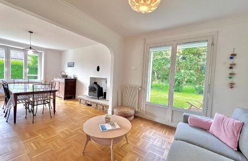 Sublime maison familiale refaite à neuf Quartier très calme verdoyant - Foto 26