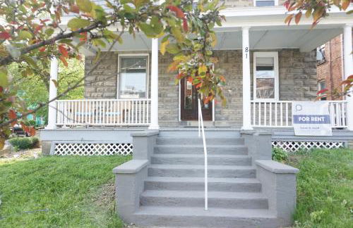 Charming Victorian Home In Historic District - Foto 2