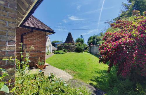 Historic river side cottage - top apartment - Foto 19