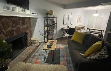 Cozy 2BR 2BA apt close to Siegen & Womans - Foto 2