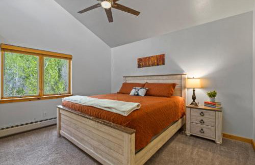 Secluded Mtn home by Purg, Hot Tub, Views! Pets ok - Foto 26