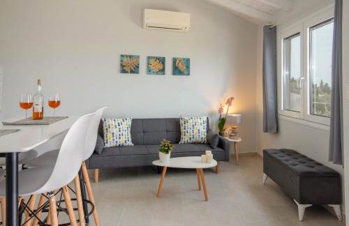 Paxos Couple House By Konnect - Photo 18