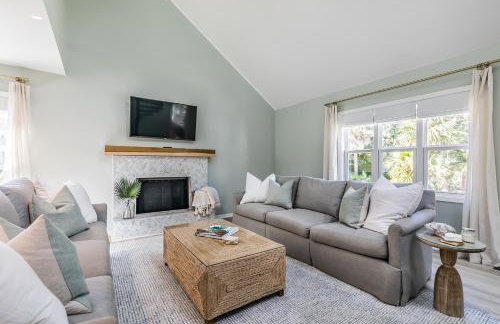 NEWLY Renovated Short Walk to Beach and Beach Club - Sleeps 12 - Foto 15