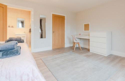 Maple House - Photo 18