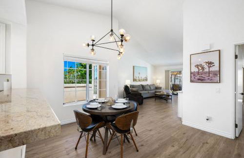 Desert Escape - Renovated, Steps from Pool - Foto 13