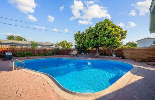 Pool, Hot Tub, Luxury 3 Beds,15 Min Beach,DT, Zoo, Sesame Place, Airport - Foto 7