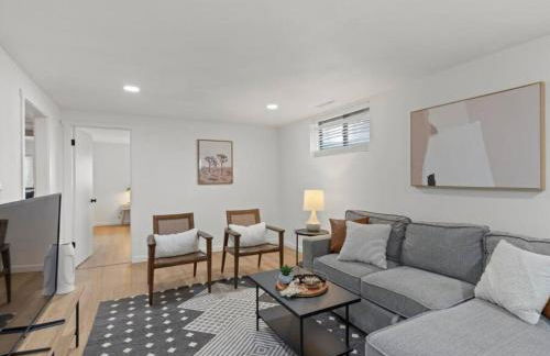 Newly Renovated Basement Apt - Foto 4