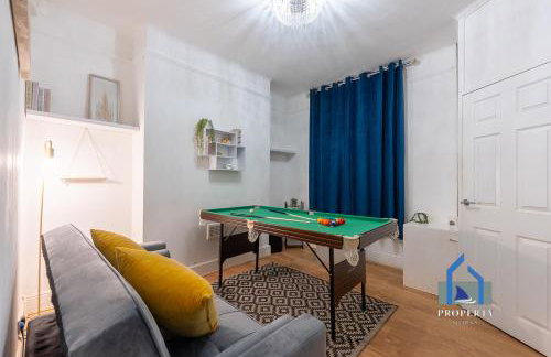 Traditional Central Home-Games Room-Free Parking - Foto 18