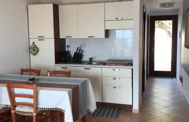 Casa di Maia, piscina, posto auto e giardino - Foto 17