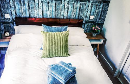 Walnut Tree Lodge - Photo 9