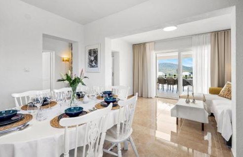 4 Bedroom Amazing Home In Vodice - Foto 21