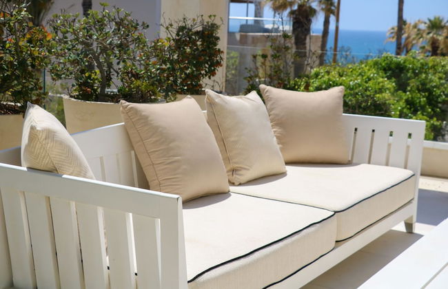 Luxurious Coastal Villa with Pool - Foto 60